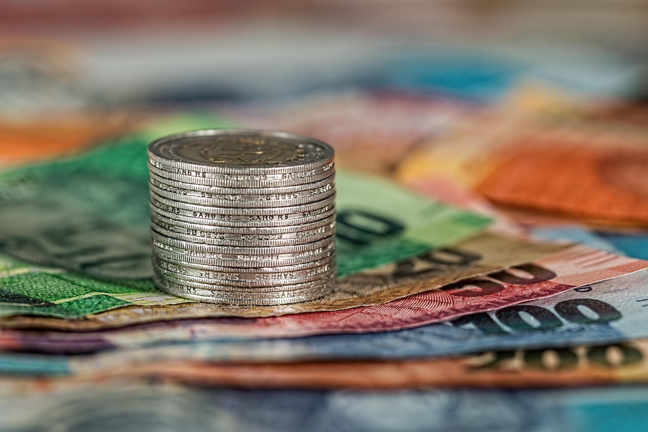 How to Improve Cash Flow Management and Stop a Cash Crunch in 30 days